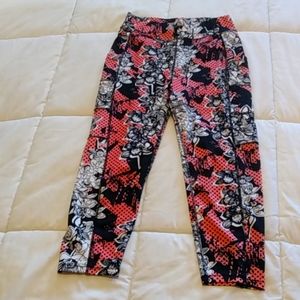 Pop Fit seam stitched Flower Leggings with 2 Side pockets